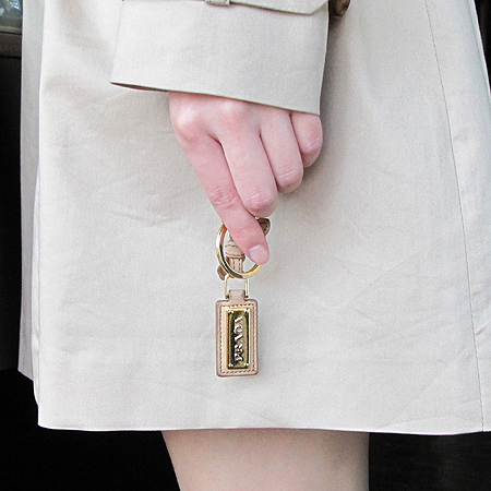 Prada(�����) 1AP499 ���� �ΰ� ��� ���� ŰȦ�� �̹���5 - ���̺��� �߰���ǰ