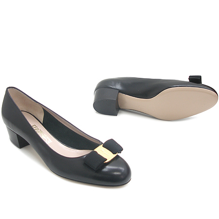 Ferragamo(��󰡸�) VARA  ���� ����ΰ� �����뱸�� [��������] �̹���3 - ���̺��� �߰���ǰ