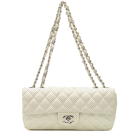 Chanel()  ΰ   Ŭ S   ü 