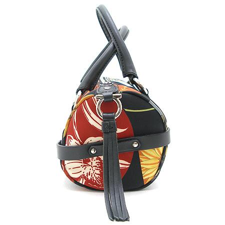 Ferragamo(��󰡸�) AU-21 6900 ���� ��Ʈ�� �̹���3 - ���̺��� �߰���ǰ