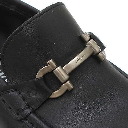 Ferragamo(󰡸) ġ    ̹4 - ̺ ߰ǰ