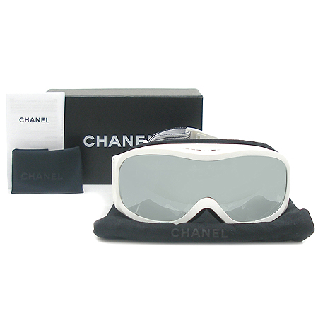 Chanel(����) A40858X01983 WHITE + MIRROR SILVER ���� [�б�������] �̹���2 - ���̺��� �߰���ǰ