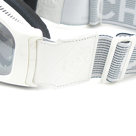 Chanel(����) A40858X01983 WHITE + MIRROR SILVER ���� [�б�������] �̹���5 - ���̺��� �߰���ǰ