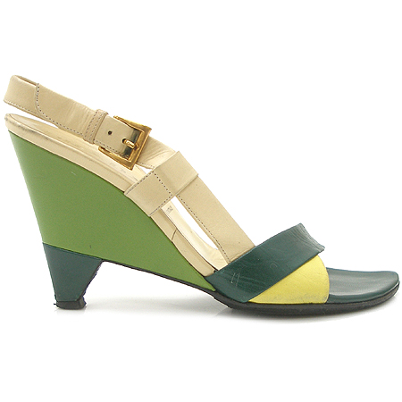 Prada(�����) ������ ������ ���� �̹���3 - ���̺��� �߰���ǰ