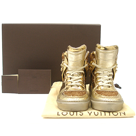 Louis Vuitton(���̺���) 2010 F/F ���� ���ھ� ������ ����Ŀ�� [�б�������] �̹���2 - ���̺��� �߰���ǰ