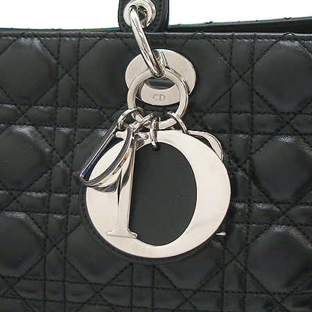 Dior(ũ����î���) ����Ų ī���� ���� ���̵� ��� ��Ʈ�� + ��� ��Ʈ�� �̹���4 - ���̺��� �߰���ǰ