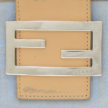 Fendi(���) 8M0032 FF�ΰ� �к긯 ������ [�б�����������2ȣ��] �̹���2 - ���̺��� �߰���ǰ