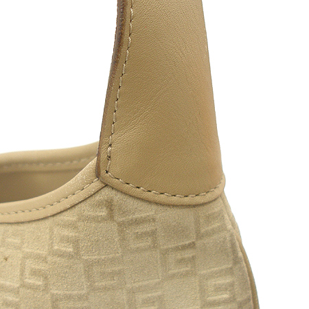 Gucci(����) 001 4057 �����̵� ����� W �̹���4 - ���̺��� �߰���ǰ