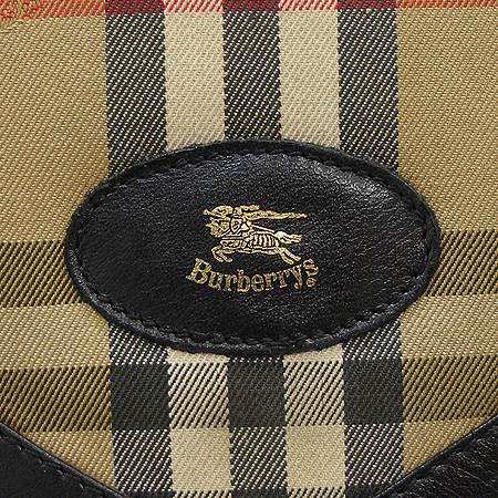 Burberry(������) �ΰ� �õ� Ŭ���� üũ Ŭ��ġ �� ����� �̹���3 - ���̺��� �߰���ǰ