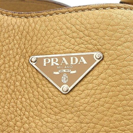 Prada(�����) ������ �÷� ���� �� ����� �̹���4 - ���̺��� �߰���ǰ
