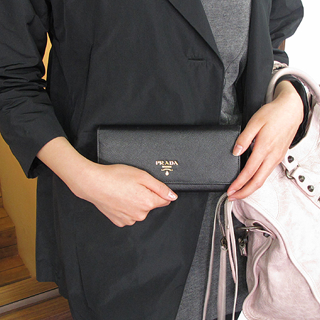 Prada(�����) 1M1132 ���ǾƳ� ��Ƽ �÷� ������ �̹���6 - ���̺��� �߰���ǰ