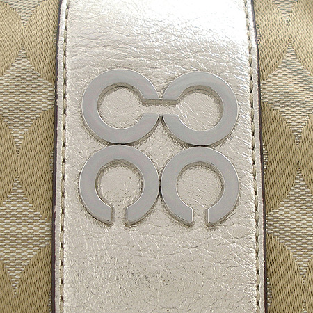 Coach(��ġ) �� ��Ʈ �ڰ��� ��Ʈ�� �̹���5 - ���̺��� �߰���ǰ