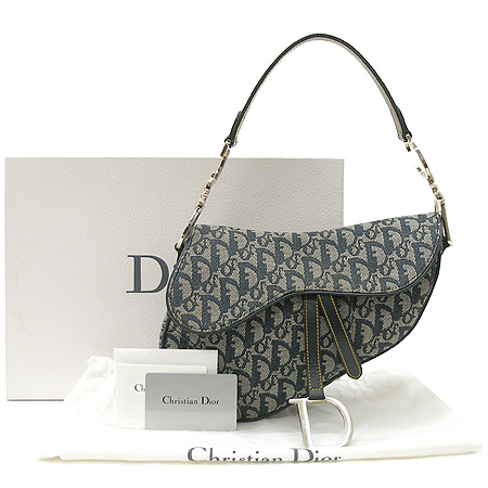 Dior(ũ����î���) �ΰ� �ڰ��� ���� ����� �̹���2 - ���̺��� �߰���ǰ