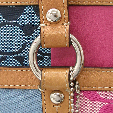 Coach(��ġ) �ñ׳�ó �ڰ��� �����̵� ��Ƽ ��ġ ����� �̹���3 - ���̺��� �߰���ǰ