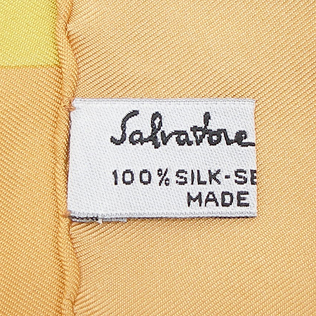 Ferragamo(��󰡸�) 100% ��ũ ��ī�� �̹���3 - ���̺��� �߰���ǰ