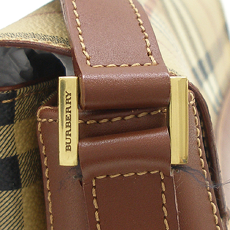 Burberry(������) Ŭ���� üũ �簢 ����� [��������] �̹���5 - ���̺��� �߰���ǰ