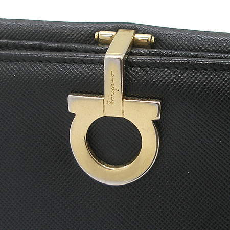 Ferragamo(��󰡸�) 22 0119 ���� ��ġ�� ������ �̹���2 - ���̺��� �߰���ǰ