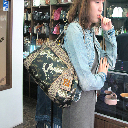Fendi(���) 8BN174 FF ��ī ����� [��������] �̹���6 - ���̺��� �߰���ǰ