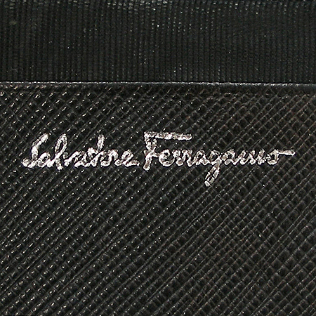 Ferragamo(��󰡸�) 22 4688 ���� ��ġ�� ��� ������ �̹���3 - ���̺��� �߰���ǰ