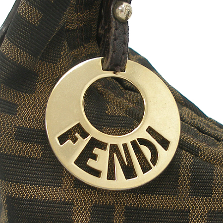 Fendi(���) 8BR473 ��ī ȣ�� ����� + ����ü�� [��������] �̹���5 - ���̺��� �߰���ǰ