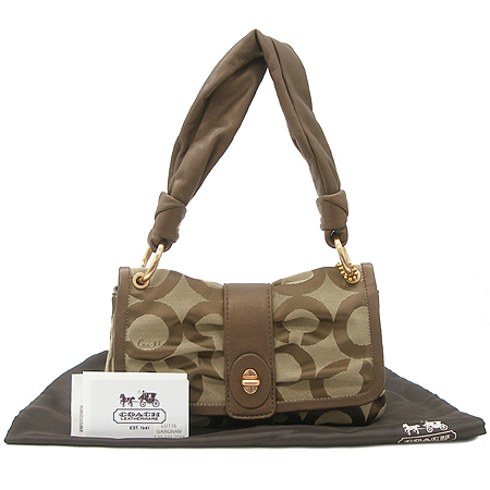 Coach(��ġ) 9101158 �ñ׳��� ����� [�б�����������2ȣ��] �̹���2 - ���̺��� �߰���ǰ