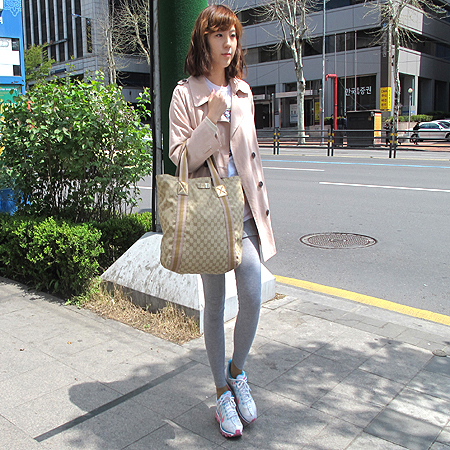 Gucci(����) 189669 GG �ΰ� �ڰ��� ��� ��Ƽġ ����� �̹���5 - ���̺��� �߰���ǰ