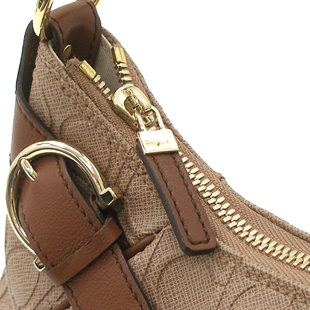 Ferragamo(��󰡸�) 21 4436 ��ġ�� �ΰ� ���� ����� �̹���4 - ���̺��� �߰���ǰ
