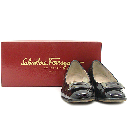 Ferragamo(��󰡸�) ACOUARIUS ������ ������ ������ ���� [�б�����������2ȣ��] �̹���2 - ���̺��� �߰���ǰ
