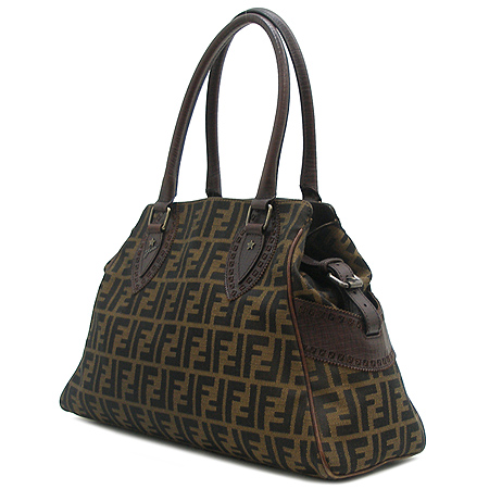 Fendi(���) 8BN162 FF �ΰ� ��ī ��Ʈ�� �̹���3 - ���̺��� �߰���ǰ