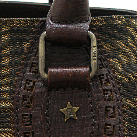 Fendi(���) 8BN162 FF �ΰ� ��ī ��Ʈ�� �̹���4 - ���̺��� �߰���ǰ