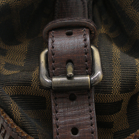 Fendi(���) 8BN162 FF �ΰ� ��ī ��Ʈ�� �̹���5 - ���̺��� �߰���ǰ