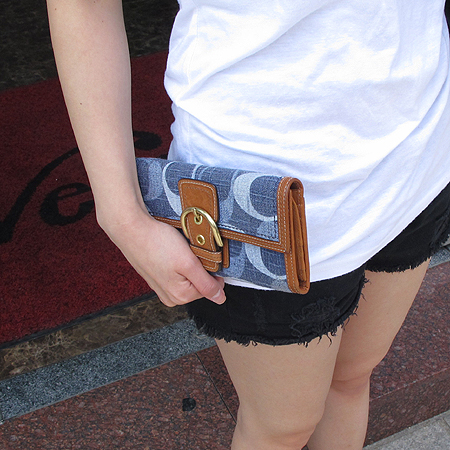 Coach(��ġ) �ñ׳�ó ���� 3��  ������ �̹���5 - ���̺��� �߰���ǰ