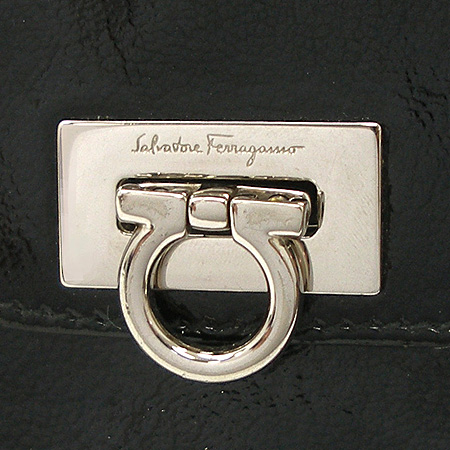 Ferragamo(��󰡸�) 22 4656 ���� ��ġ�� ���̴�Ʈ ������ �̹���2 - ���̺��� �߰���ǰ