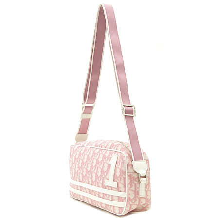 Dior(ũ����î���) �ΰ� PVC ���̴�Ʈ ��Ƽġ ������ ũ�ν��� �̹���3 - ���̺��� �߰���ǰ
