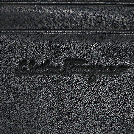 Ferragamo(��󰡸�) 22 7122 ���� ��ġ�� ��� ������ �̹���5 - ���̺��� �߰���ǰ