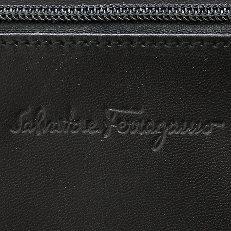 Ferragamo(��󰡸�) 24 5010 ���� ���� ũ�ν��� �̹���4 - ���̺��� �߰���ǰ