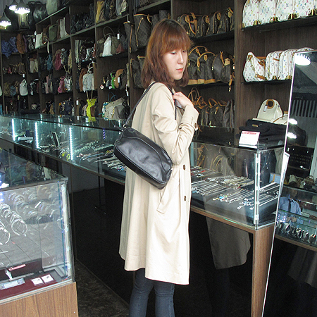 Prada(�����) ���� ���� ����� �̹���5 - ���̺��� �߰���ǰ
