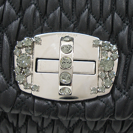 MiuMiu(�̿�̿�) RP0233 ����ũ����Ż ü�� ���̴�Ʈ Ŭ��ġ �� ü�� ����� �̹���5 - ���̺��� �߰���ǰ