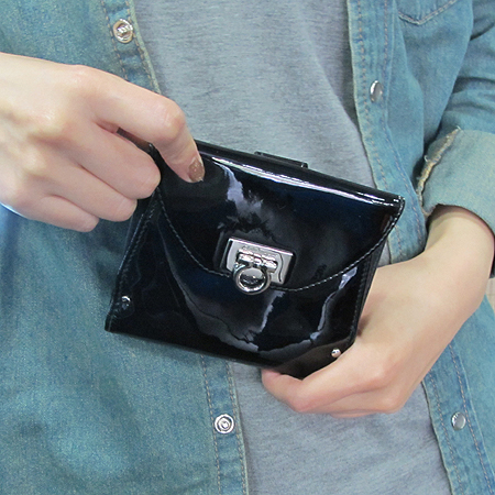 Ferragamo(��󰡸�) 22 4656 ���� ��ġ�� ��� ���� ���̴�Ʈ ������ �̹���5 - ���̺��� �߰���ǰ