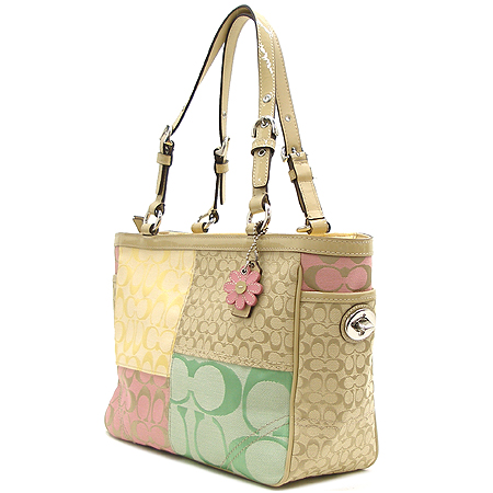 Coach(��ġ) �ñ׳�ó �ڰ��� ��Ƽ ��ġ ����� �̹���2 - ���̺��� �߰���ǰ
