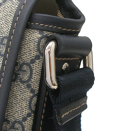 Gucci(����) 223666 GG �ΰ� PVC ũ�ν��� �̹���4 - ���̺��� �߰���ǰ