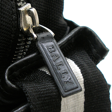 Bally(�߸�) GZDK �к긯 ������� ��� ��Ƽġ ũ�ν��� �̹���3 - ���̺��� �߰���ǰ