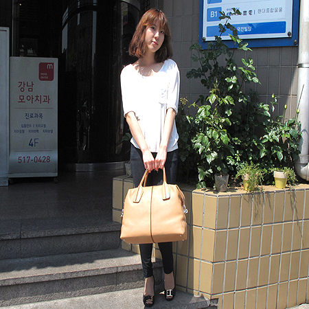 Tod's(����) D ��Ÿ�ϸ� ī�� ���� ��Ʈ�� + ��� ��Ʈ�� [�б�������] �̹���6 - ���̺��� �߰���ǰ