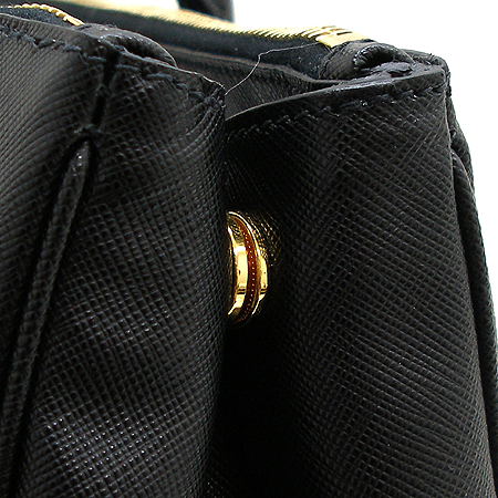 Prada(�����) BN1786 ���ǾƳ� �� ��Ʈ�� �̹���4 - ���̺��� �߰���ǰ