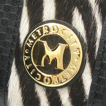 Metrocity(��Ʈ�ν�Ƽ) ���� M�ΰ� ��ġ ��Ƽġ ������ �ٿ뵵 ���� �̹���4 - ���̺��� �߰���ǰ