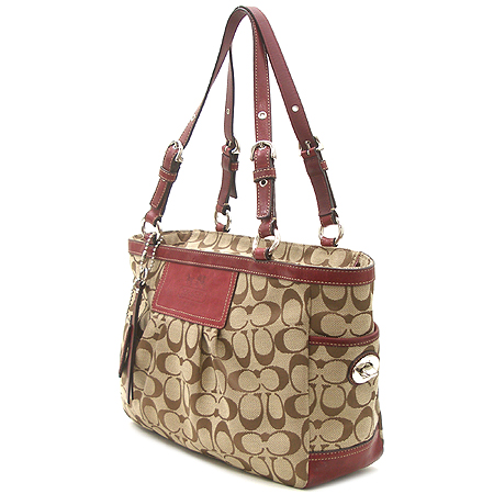 Coach(��ġ) �ñ׳�ó �ڰ��� ��Ʈ�� �̹���2 - ���̺��� �߰���ǰ