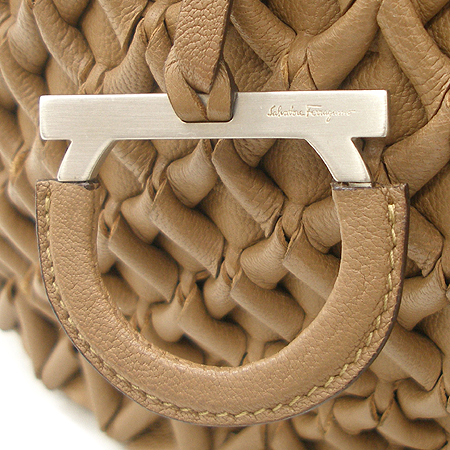 Ferragamo(��󰡸�) 21 8455  ����� ���� �� ����� [��ġ��] �̹���3 - ���̺��� �߰���ǰ