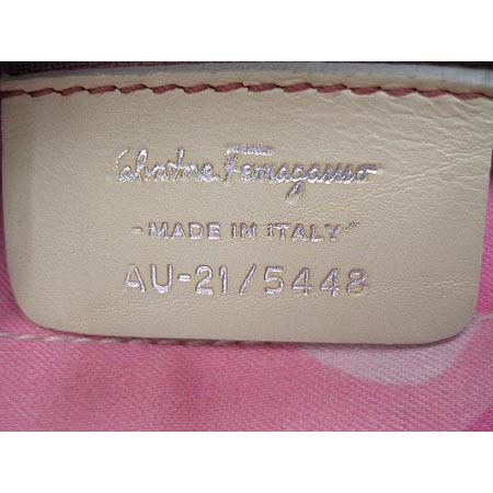 Ferragamo(��󰡸�) AU-21/5448 ��Ʈ�� (30% ��) �̹���5 - ���̺��� �߰���ǰ