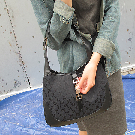 Gucci(����) 001 3306 GG �ΰ� �ڰ��� ��Ű ����� �̹���6 - ���̺��� �߰���ǰ