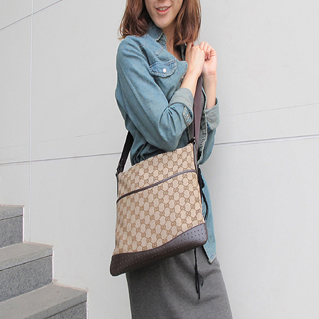 Gucci(����) 145857 GG�ΰ� �ڰ��� ũ�ν��� [��������] �̹���6 - ���̺��� �߰���ǰ
